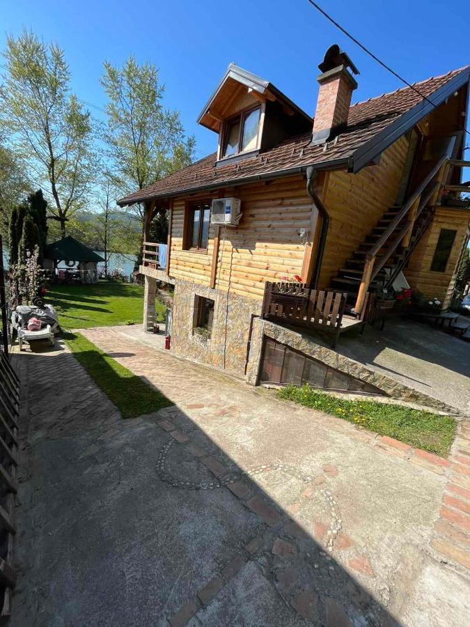 Apartman "Kapetana Luka" Ljubovija Exterior photo