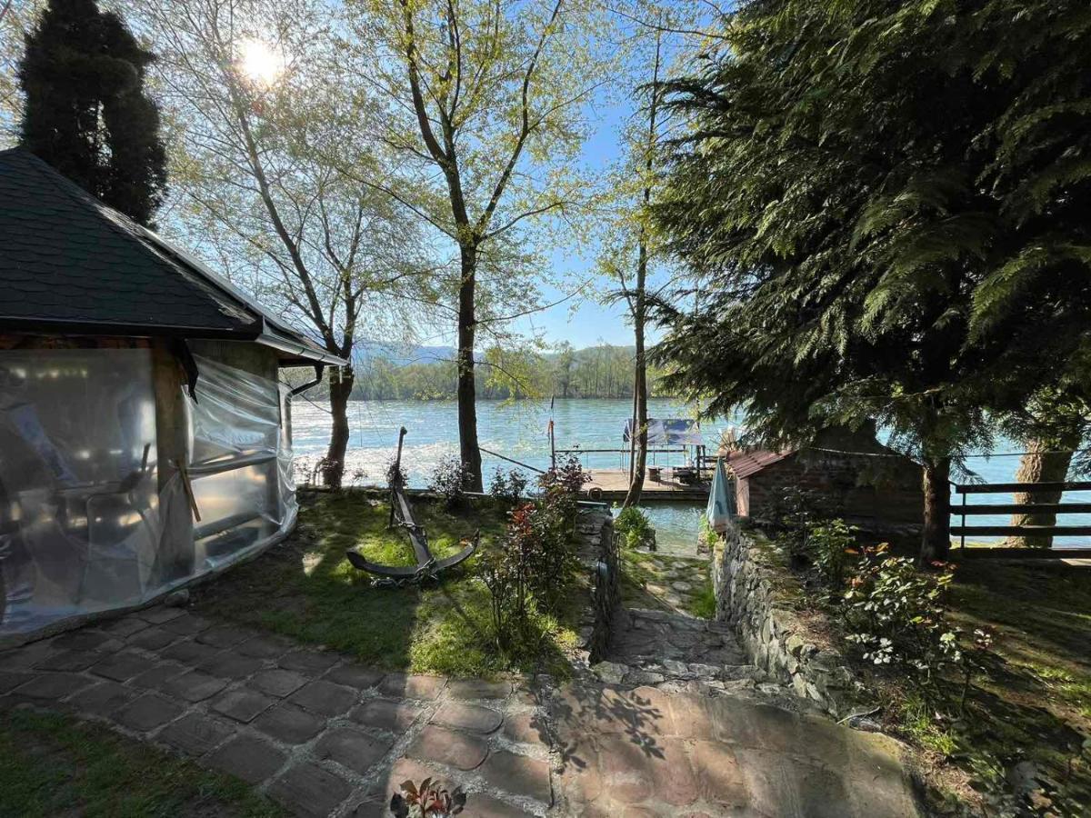 Apartman "Kapetana Luka" Ljubovija Exterior photo